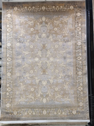 فرش ۷۰۰ شانه هایباک طلا کوب دربار سیلور - گالری فرش ترنج اصفهان