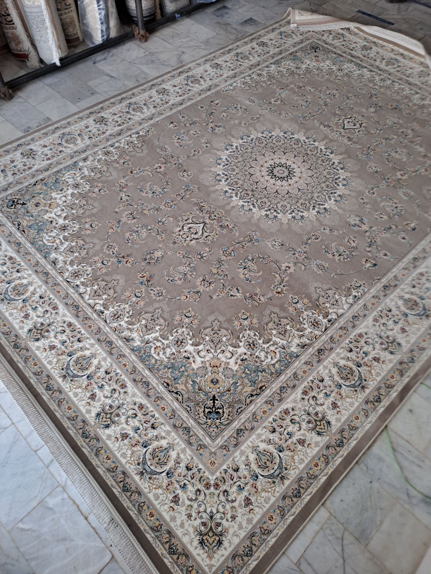۱۲ و ۹ متری  ۱۲۰۰ شانه ۱۰۰درصد اکرلیک  (ته انباری) تخفیفی